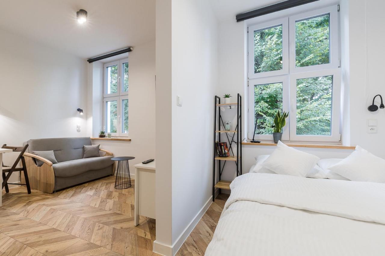 Apartament Na Plantach Appartement Lesko Buitenkant foto