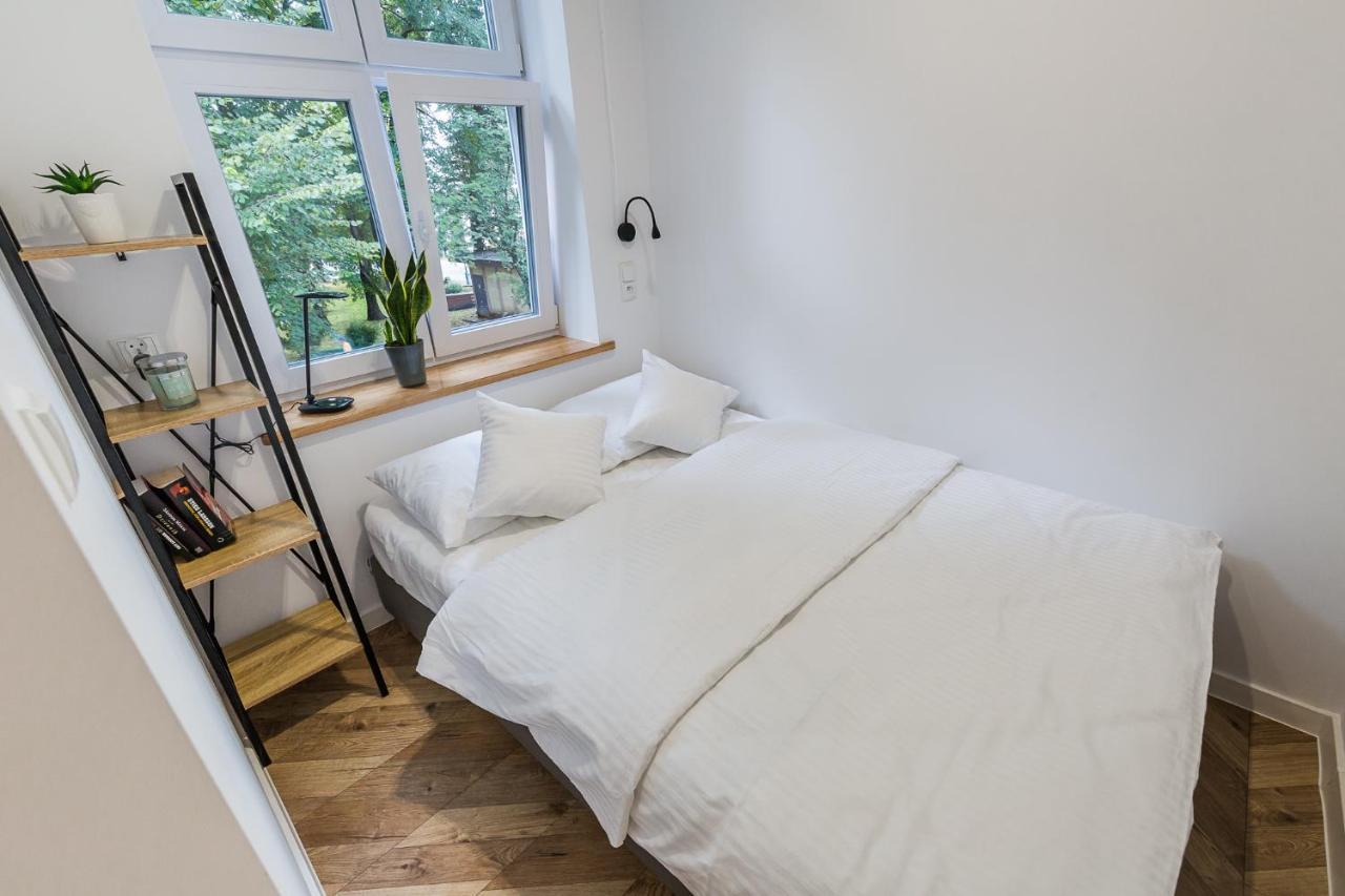 Apartament Na Plantach Appartement Lesko Buitenkant foto